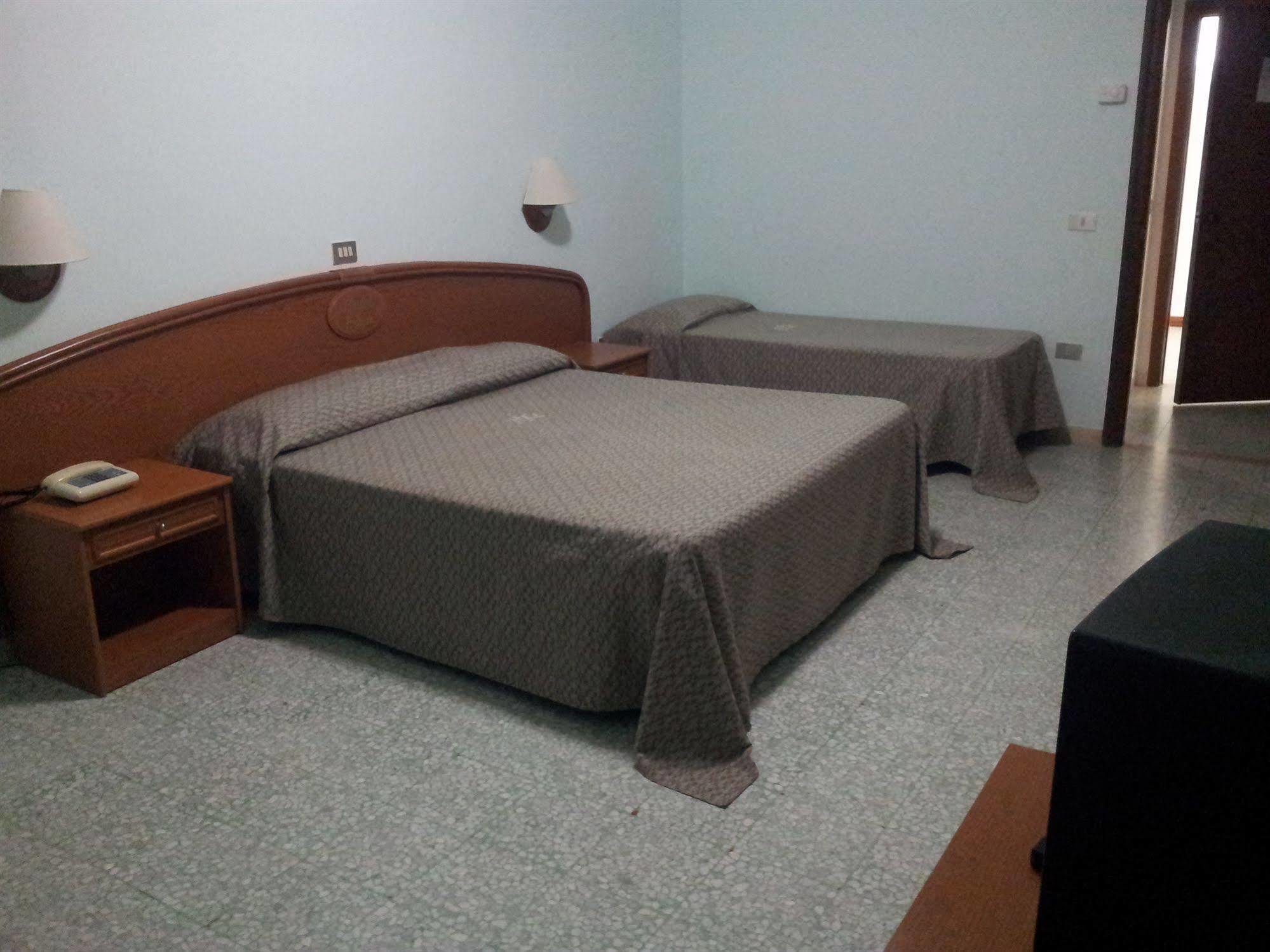 Hotel Eden San Domino Ngoại thất bức ảnh